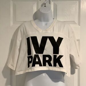 IVY PARK 100% Cotton Streetwear Cropped V Neck Black/White Graphic Tee Size M
